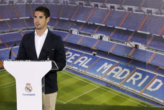 [中超]徐皓阳角球传中 于汉超头球破门