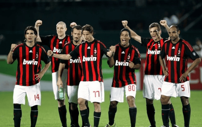 2025KPL年度总决赛擂台赛W1D2 ｜ 重庆狼队力争背靠背连胜，北京WB迎来擂台赛首秀，今日三场精彩对决谁能取胜？