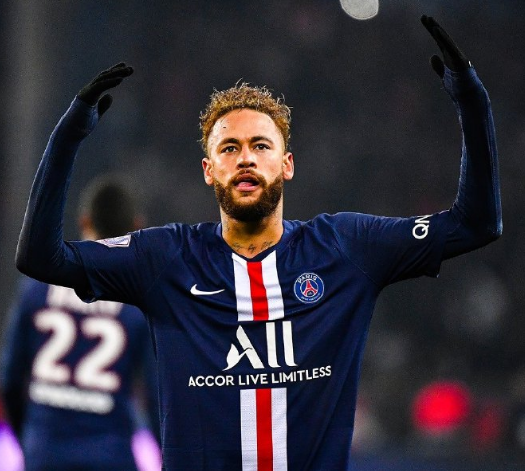 NBA对库里的打压到底有多狠？看看这组数据就明白了